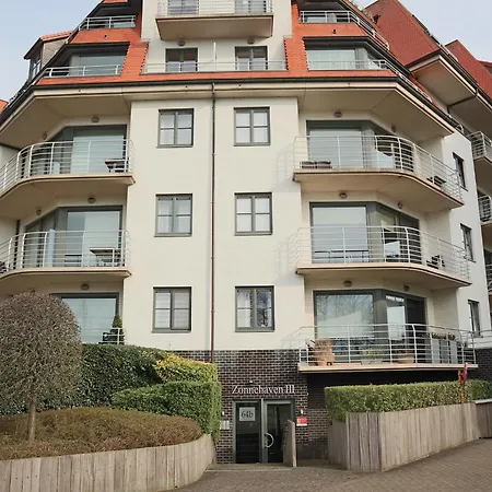 Zonnehaven Iii 64b With A Location Lejlighed *